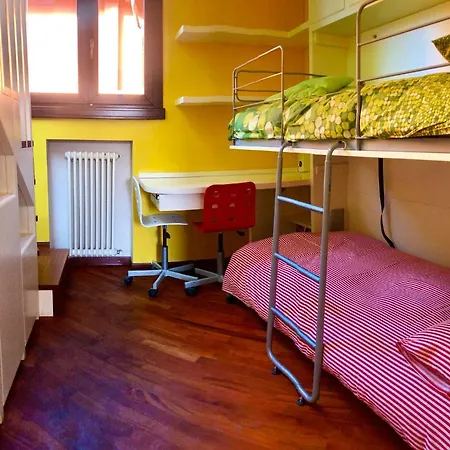 Apartment Dame 4 *